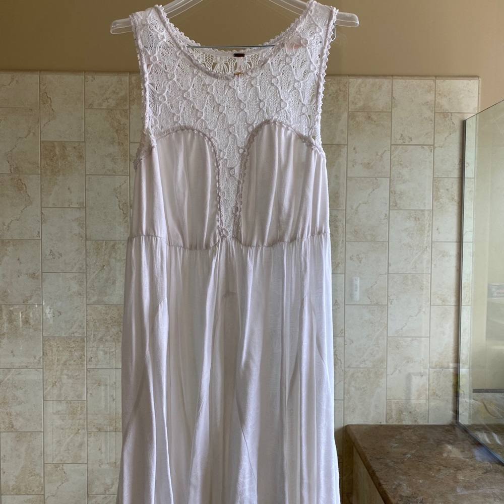 Free People White Dress (only worn twice)